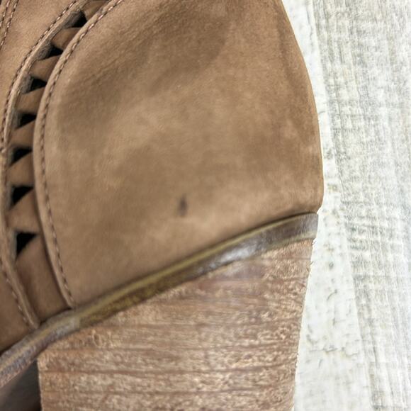 Vince Camuto Women’s 5.5 Brown Suede Diamond Cutout Ankle Boots - Picture 8 of 10